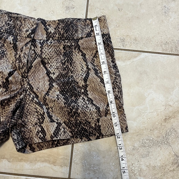 snakeskin BCBGMaxAzaria shorts - Picture 5 of 6